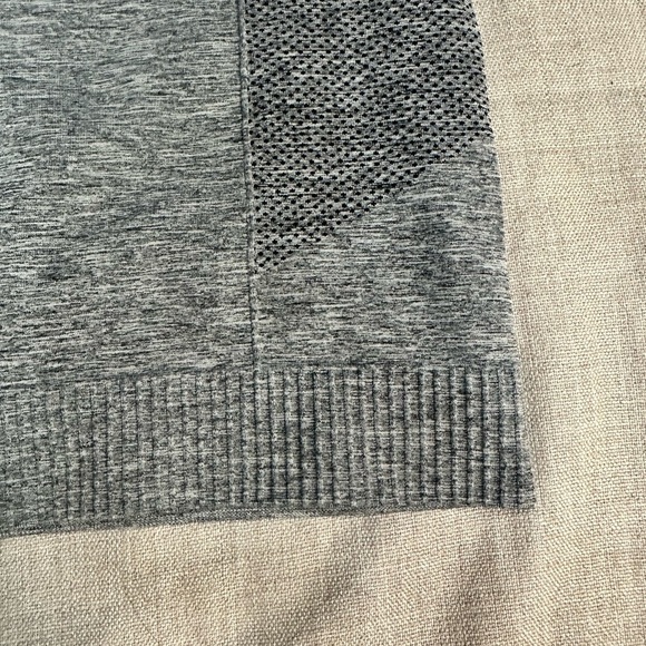 Old navy active seamless XL Tall - Picture 3 of 8